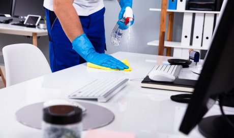 Professionnel pour le nettoyage et l’entretien de bureaux d’entreprise Montrouge
